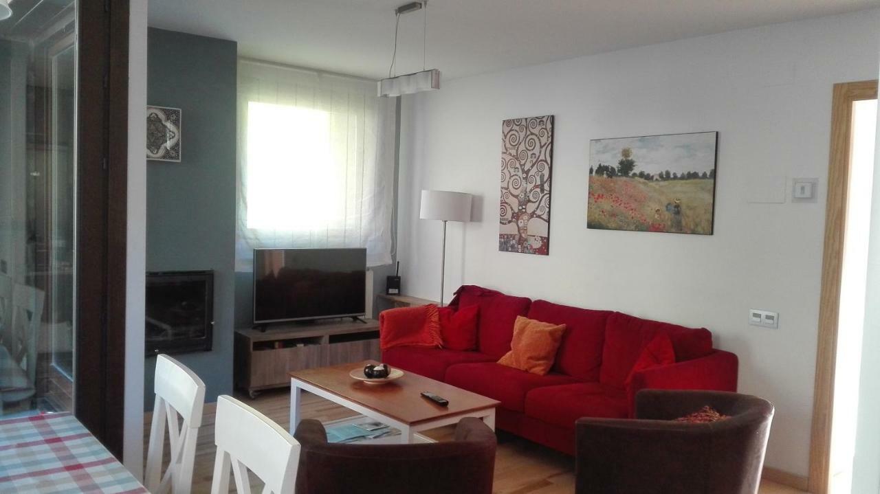 Pleta Del Mon Apartman Benasque Kültér fotó